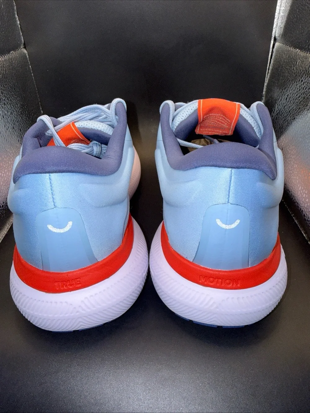 Size 11 - True Motion Aion 3 Wmns Blue Bell/Bijou Blue/Grenadine TM-W-0110-1B-01